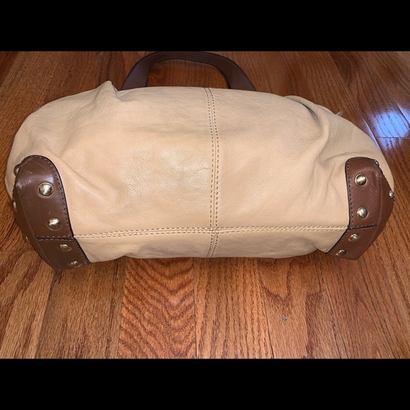 Michael Kors Leather Bag - Picture 5 of 8